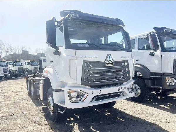 Cabeza tractora Howo 6x4 NX de 380 HP en venta 2044-202501151007472932
