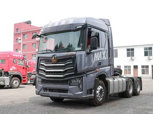 Camión tractor HOWO MAX 6x4 en oferta