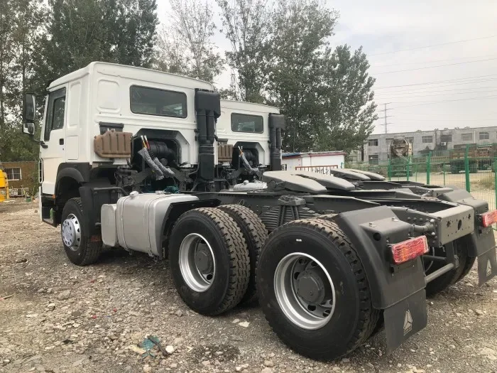 Tracteur routier Sinotruk Howo 6x4 de 380 ch à vendre