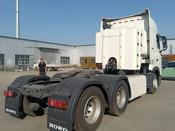 Tracteurs routiers Howo T7H 430 6x4 avec conduite à gauche ou à droite