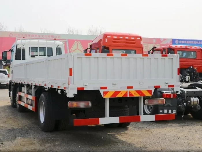 Camion HOWO T5G