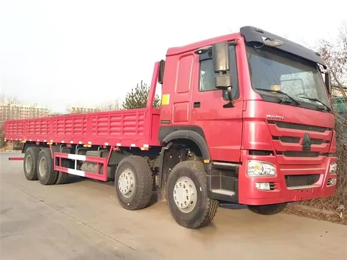 Camion porteur Howo 8x4