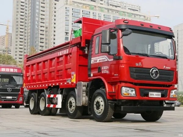 Camion-benne Shacman L3000 8x4 à 12 roues Camion-benne Shacman L3000 8x4 à 12 roues