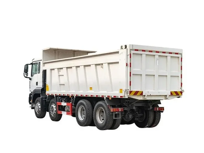 Camion-benne Sitrak robuste pour travaux publics