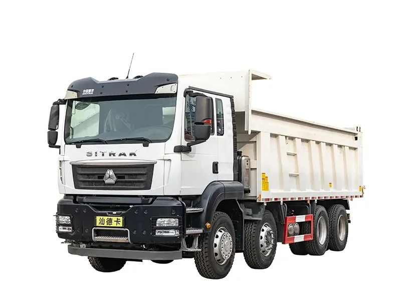 Camion-benne Sitrak robuste pour travaux publics