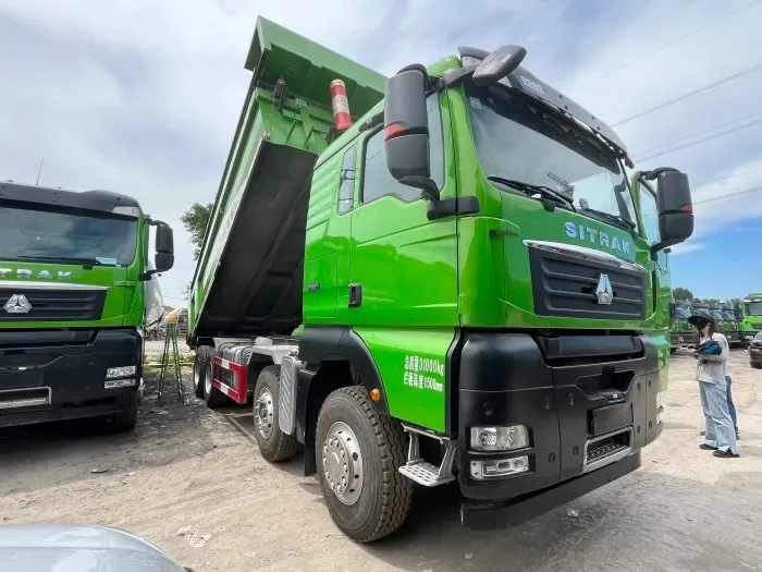 Camión volquete Sinotruk Sitrak G7 460 HP 8*4