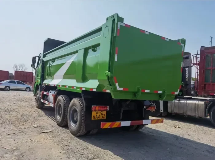 Camión volquete FAW J6P 6×4 de 390 hp Camión volquete FAW J6P 6×4 de 390 hp