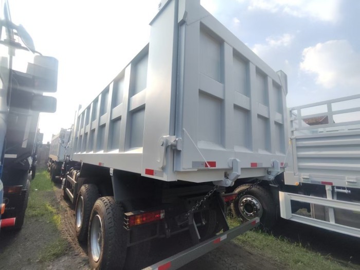 camion-benne howo