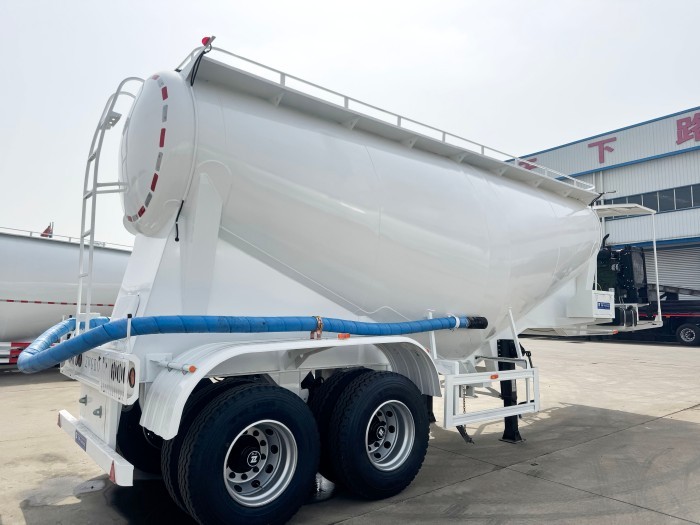 Bulk Cement Trailer