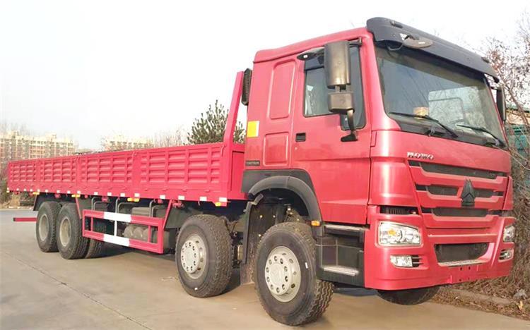 Camion Howo 8x4