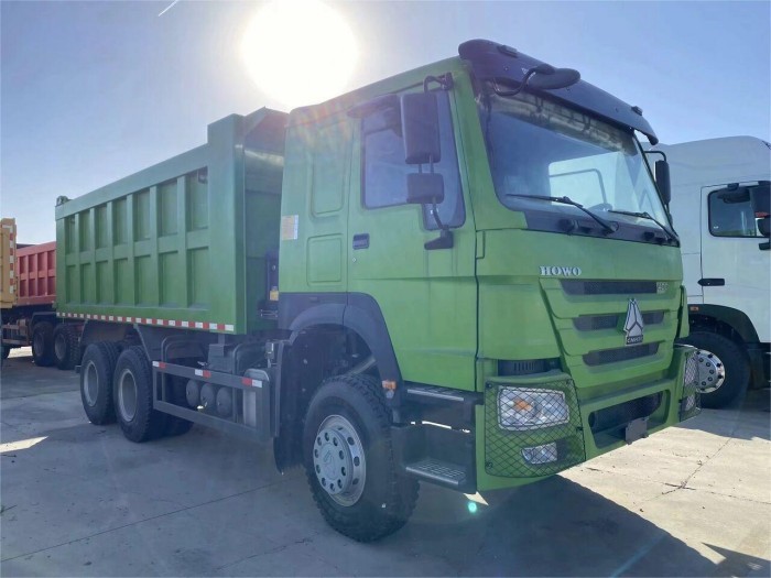 camion-benne howo