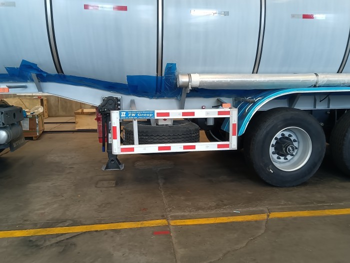 1788239309953278517067411456.jpg semirremolque cisterna para productos químicos