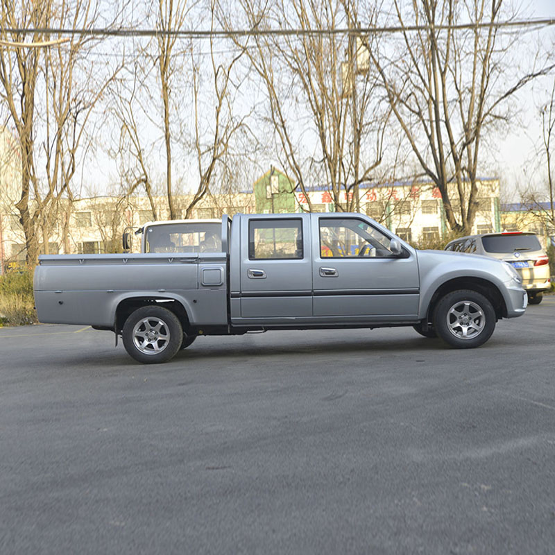 Foton Sap Z 2Wheel Drive Double Cab Pickup Truck 1.5L Gasoline 116 Horsepower