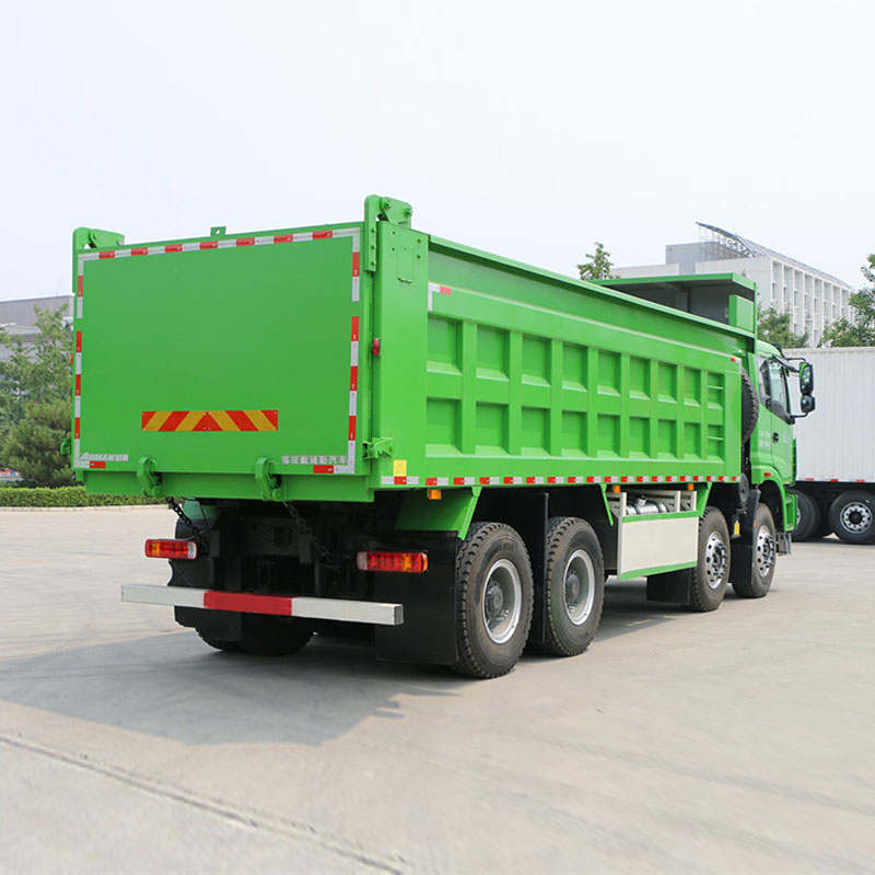 Foton Auman New ETX 9 Series Heavy Truck 400 horsepower 8x4 drive  7.4m Tipper/Dump truck