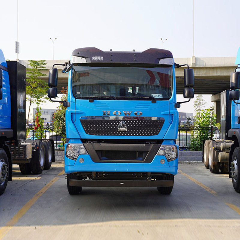 SINOTRUK HOWO TX EV 6x4 drive Pure Electric Tractor Unit CATL 400kWh