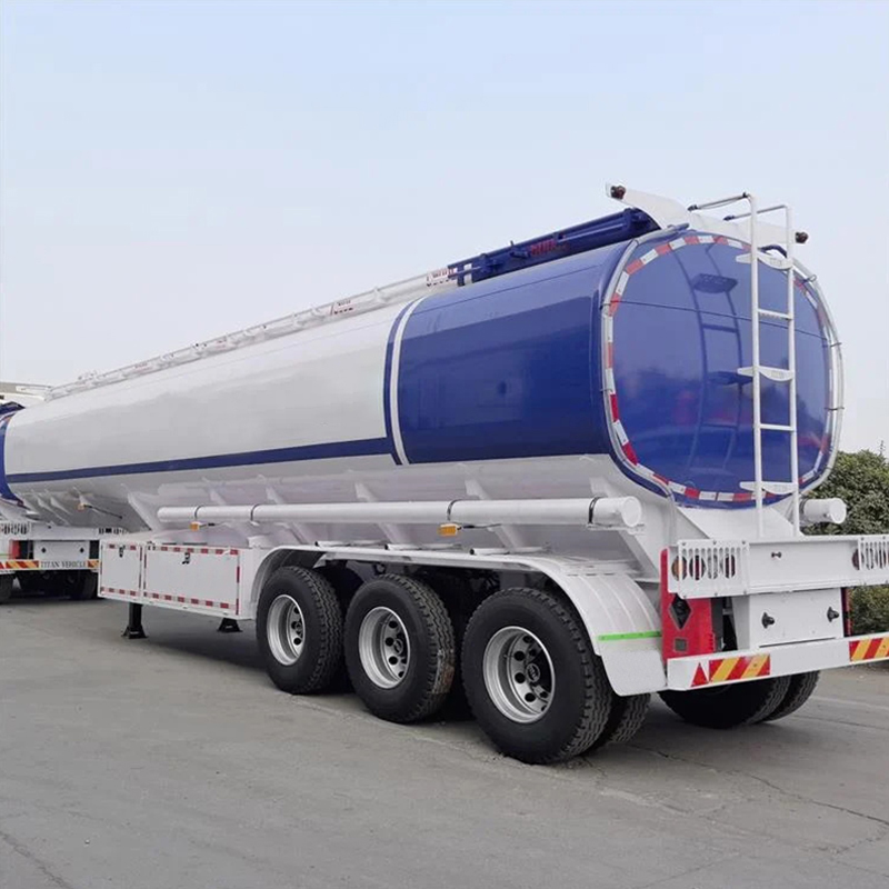 3 Axle Oil Tanker Trailer