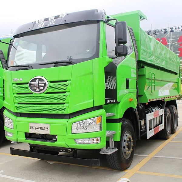 Camion-benne d’occasion 6x4 FAW J6P 390HP