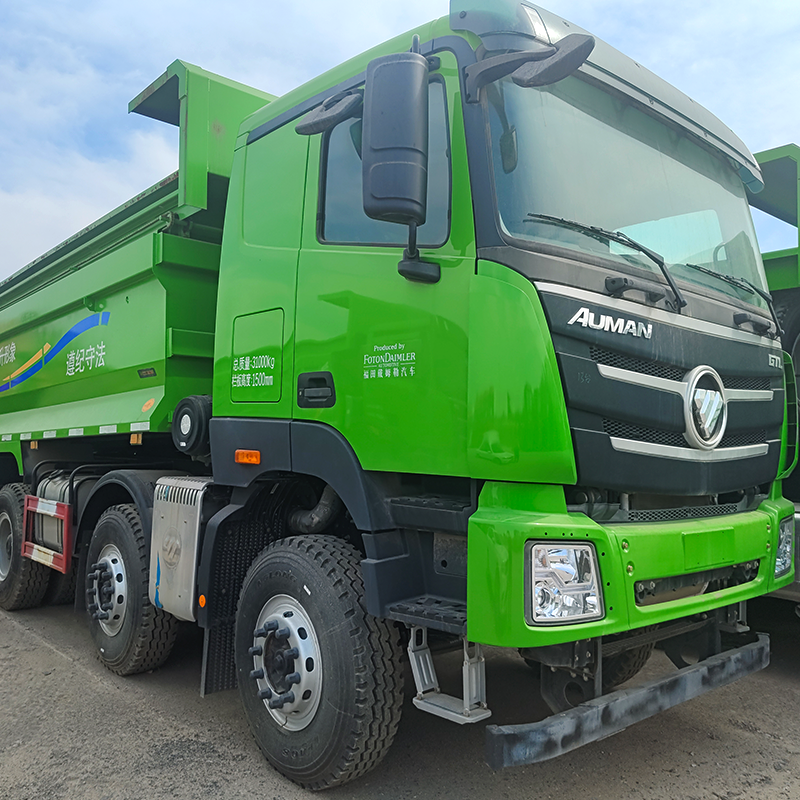 Camion-benne Foton Auman GTL 8x4 à 12 roues