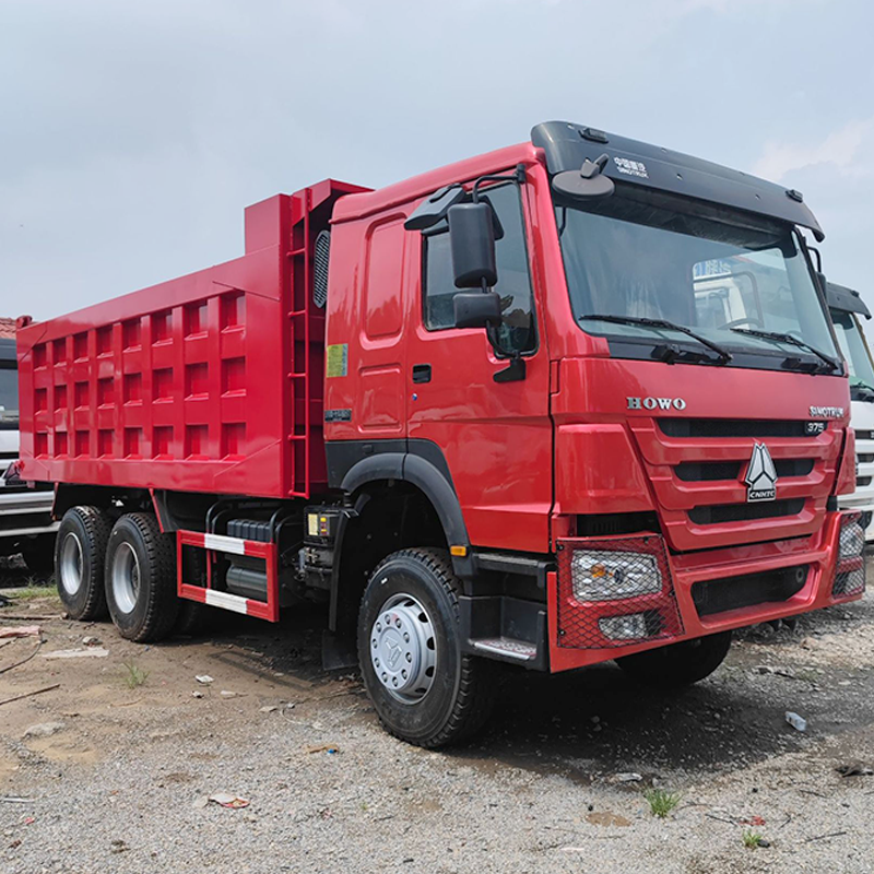 Camion-benne Sinotruk Howo 10 roues 375 ch 6x4 de 30 tonnes