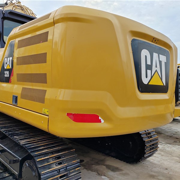 Pelle sur chenilles Cat 320D