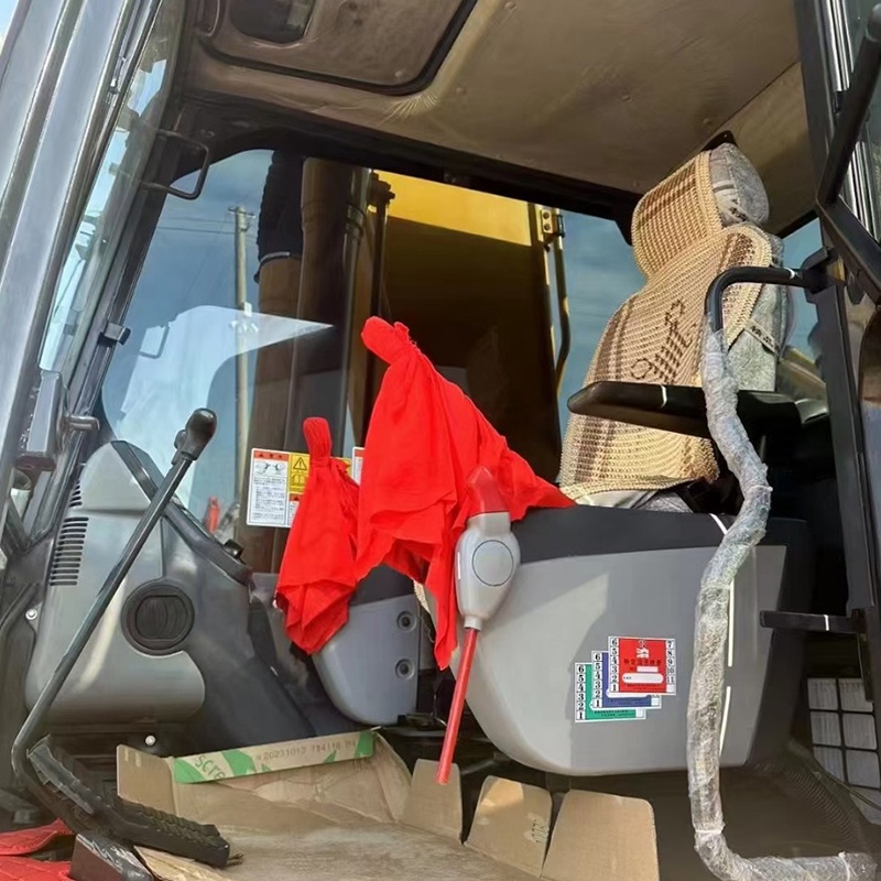 Pelle Komatsu PC200 d'occasion de 20 tonnes