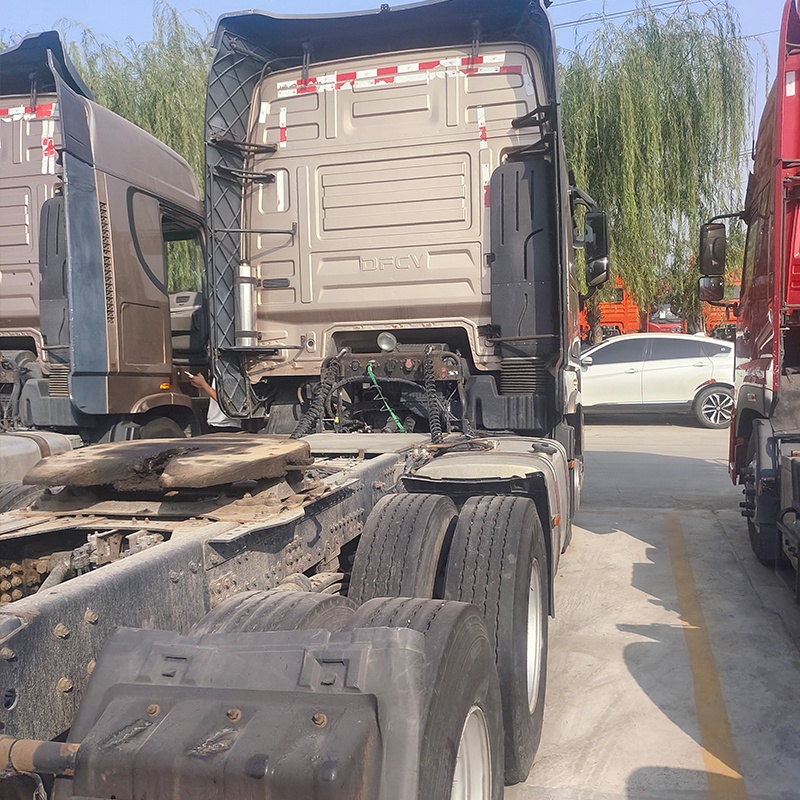 Camion tracteur Dongfeng KL 6x4 de 465 ch à prix compétitif, conduite à gauche, norme d'émissions Euro 2