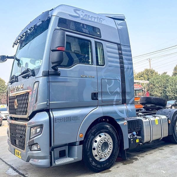 Tracteur routier G7H 6x4 de 570 chevaux