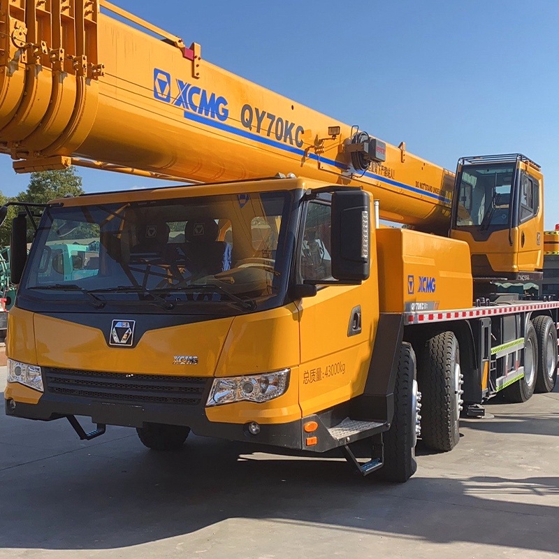 Grue sur camion XCMG QY70K de 70 tonnes