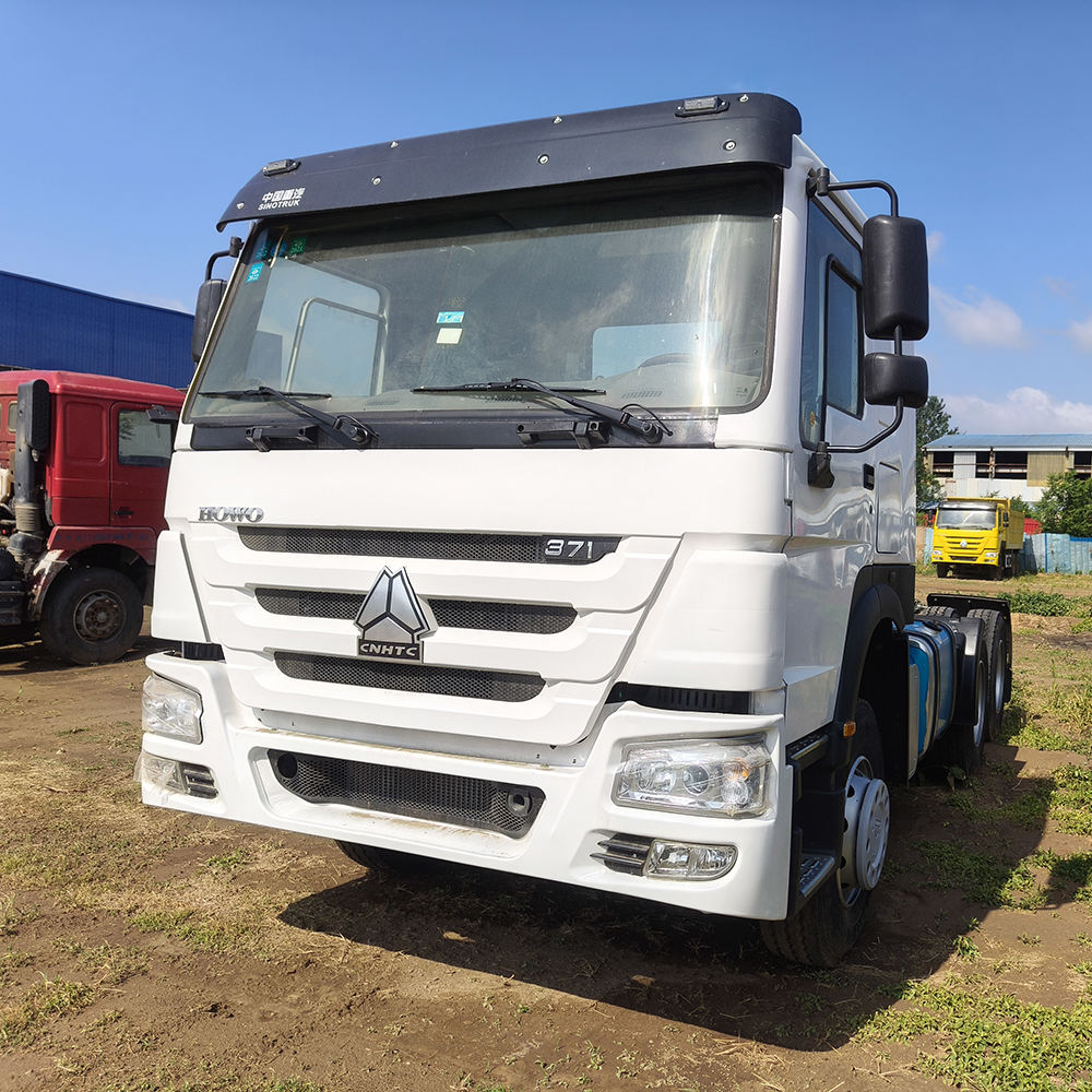 Tracteur routier automatique Sinotruk 6x4