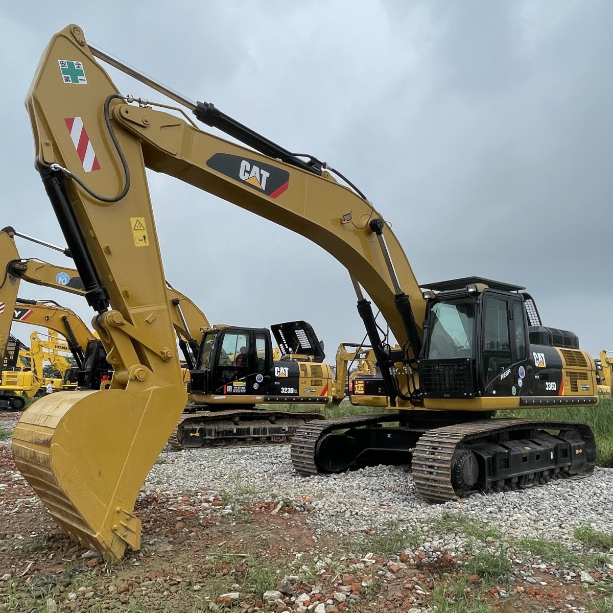 Pelle Cat 336