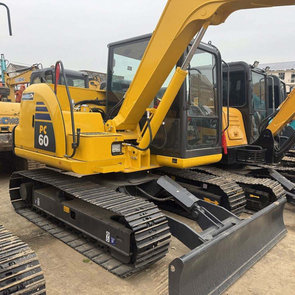 Pelle Komatsu PC60