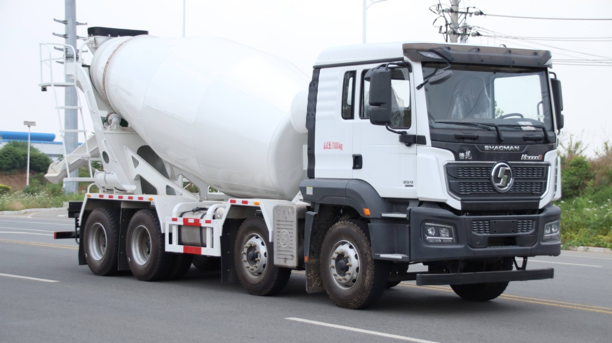 Camion malaxeur à ciment Shacman 8x4