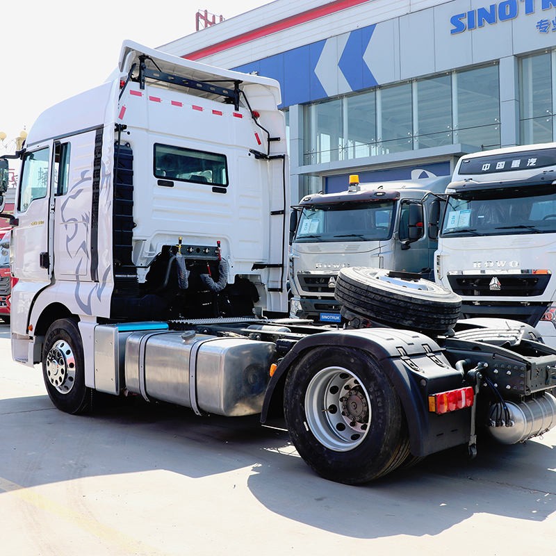 Tracteur routier Howo T7H 4x2 500HP