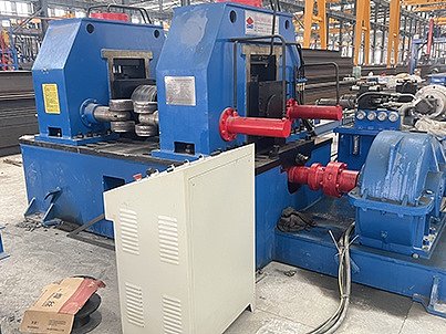 Станок для правки двутавровых балок YTJ-60A и YTJ-80A Станок для правки двутавровых балок YTJ-60A и YTJ-80A