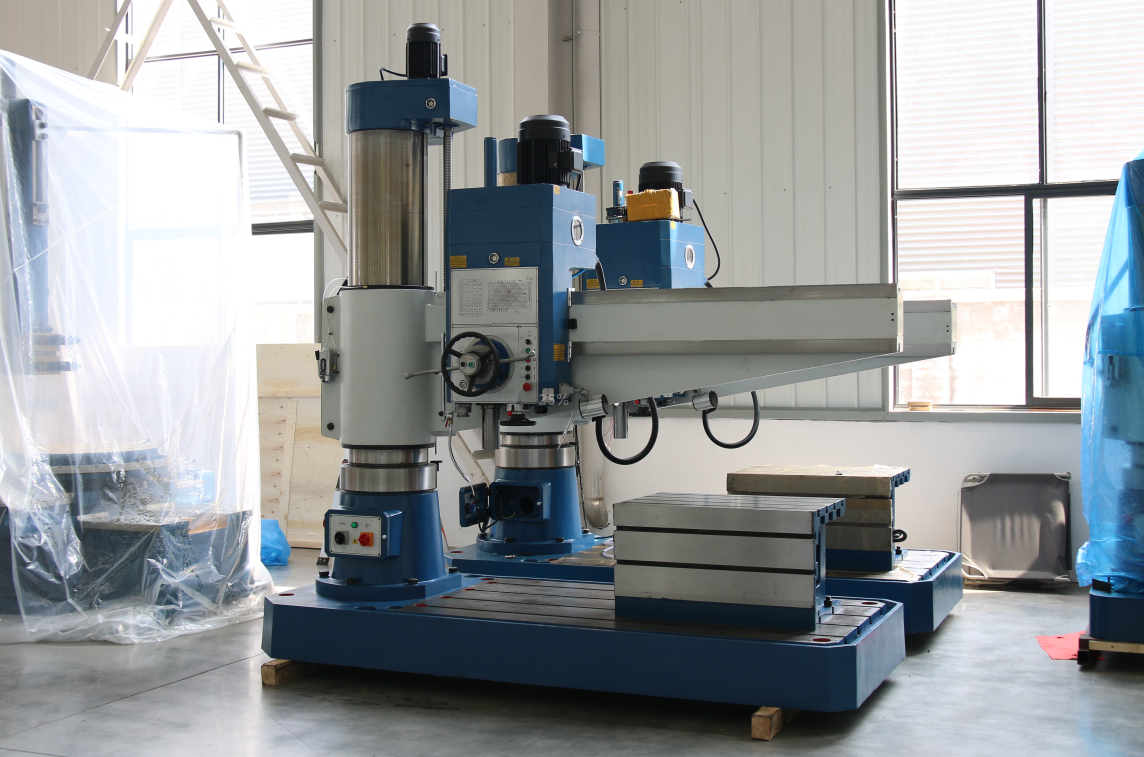 Taladro radial