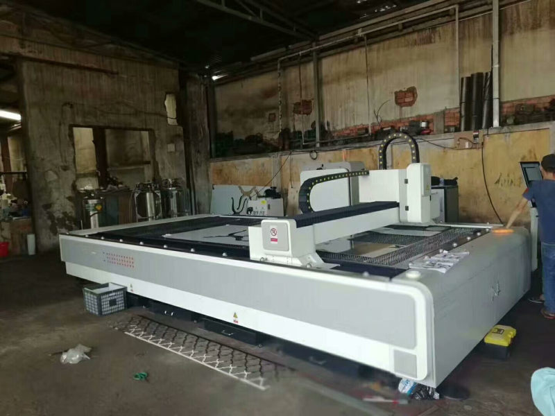 India - Máquina de corte láser de fibra CNC