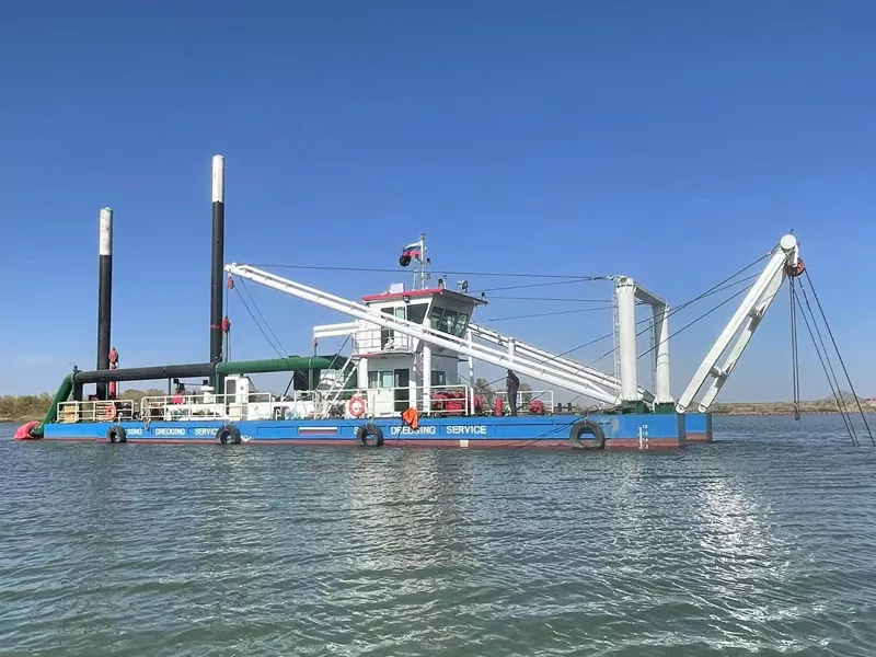 Electric Powered Dredger