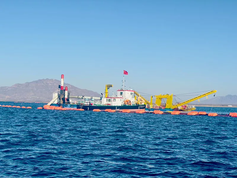 Tugboat For Dredger