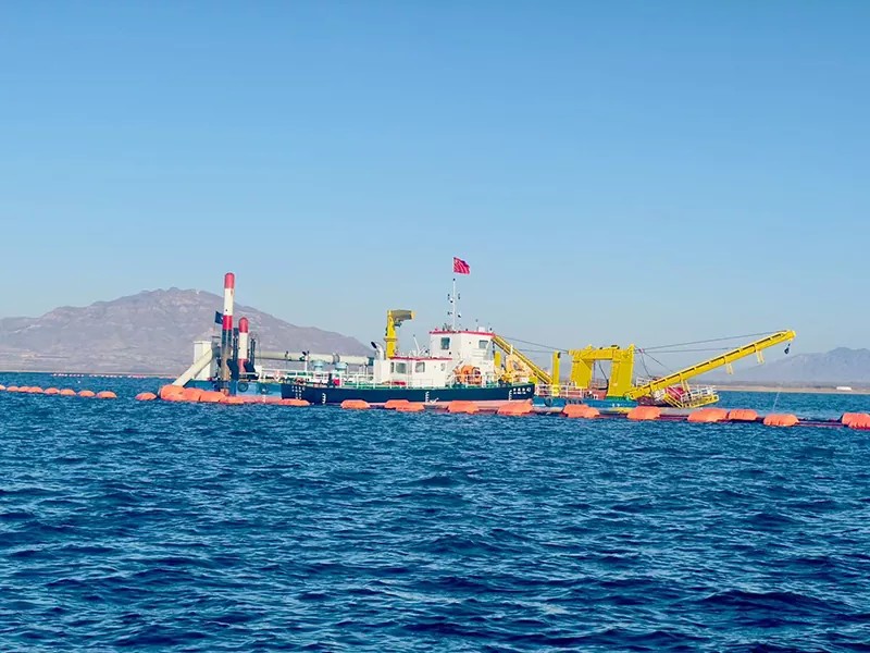 Harbor Tugboat for Dredging Support