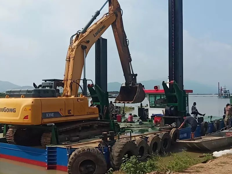 River Excavator Platform
