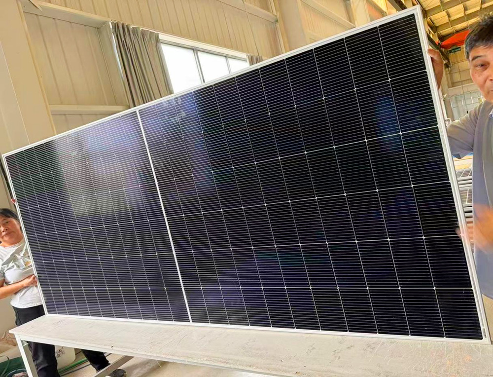 Solar Module Capacity Expands Steadily, Products Sold in Multiple Global Markets