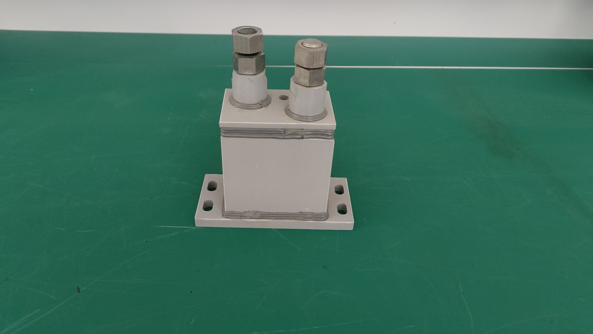 Électrolyseur d’acide hypochloreux pur (HClO)