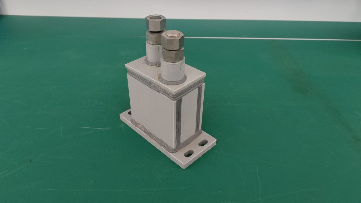 Électrolyseur d’acide hypochloreux pur (HClO)