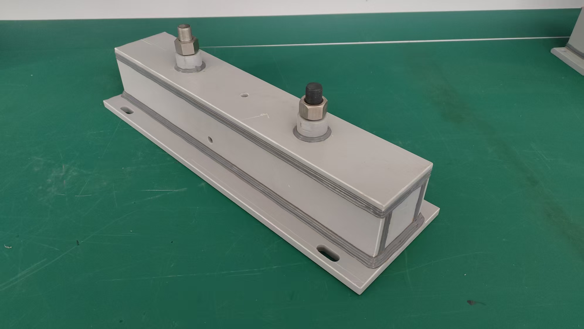 Électrolyseur d’acide hypochloreux pur (HClO)