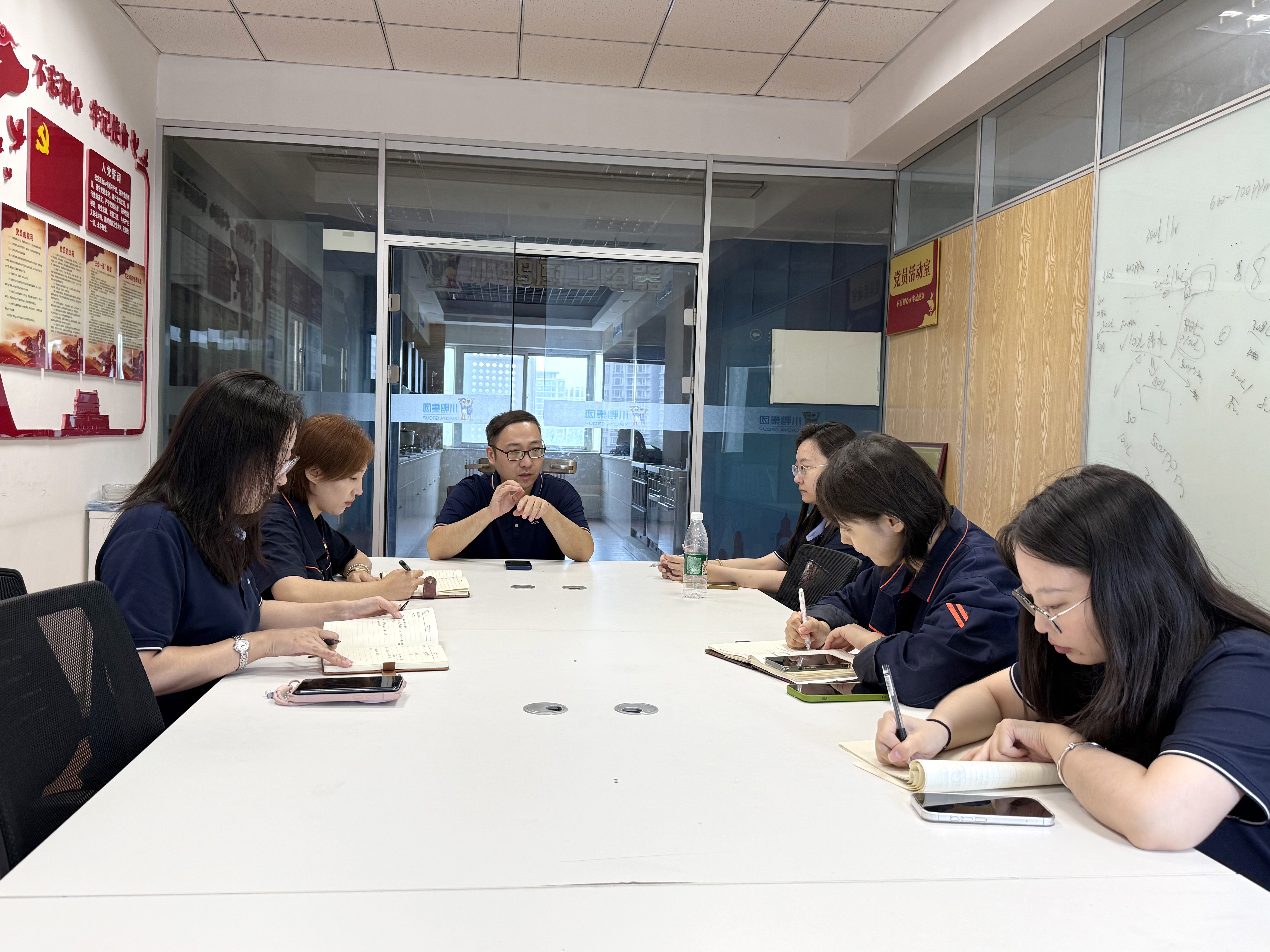 Orientation fondée sur les données, collaboration de deux équipes — Xiaoya Home Appliances lance une analyse du marché mondial des générateurs d'acide hypochloreux basée sur les données