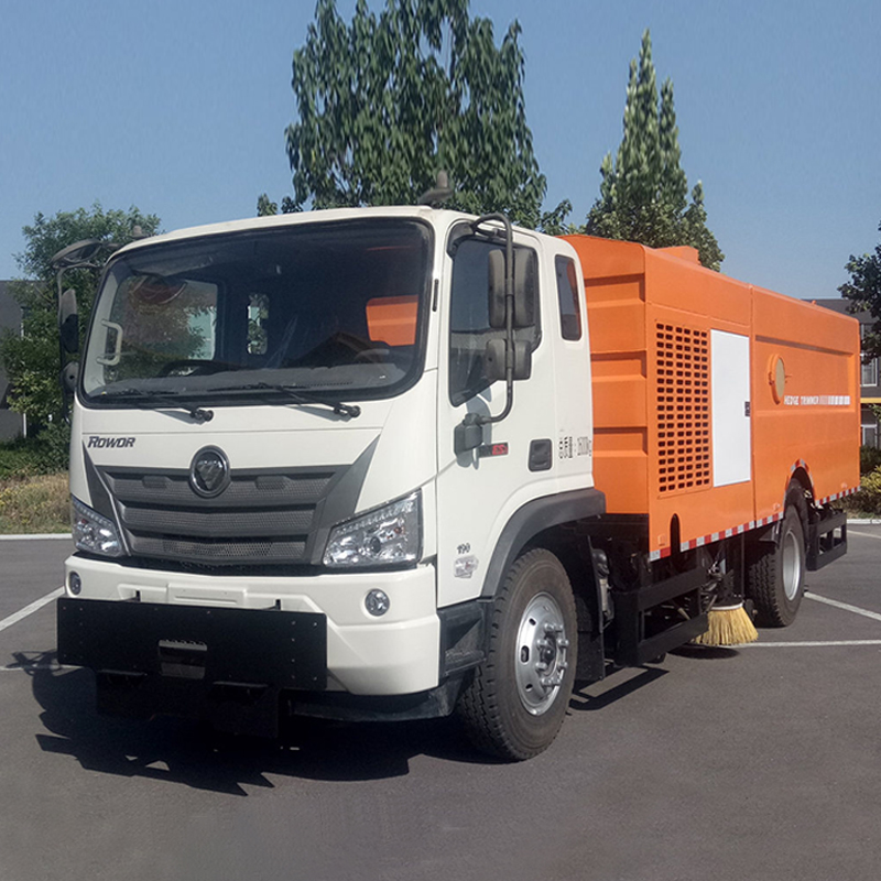 Foton Ruiwo ES3, автомобиль для озеленения и обслуживания, 190 л. с., привод 4x2