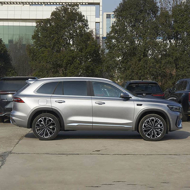 Geely Monjaro L, бензиновый компактный SUV