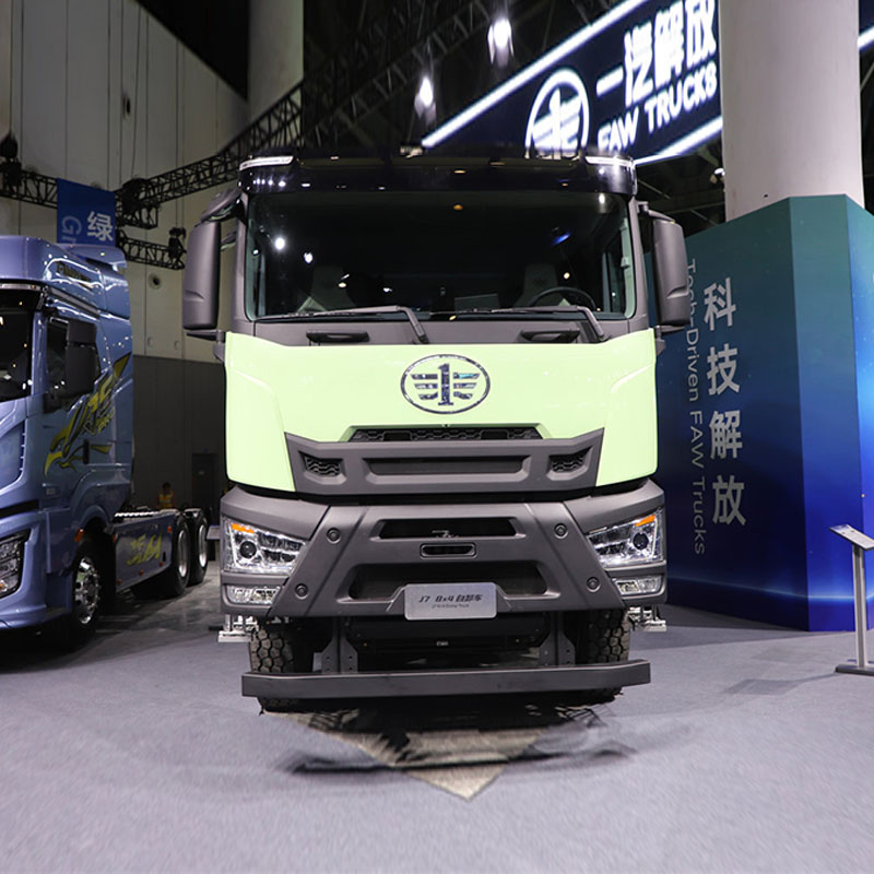 FAW J7, дизельный двигатель 13,2 л, 640 л.с., колесная формула 8x4, 12-ступенчатая коробка передач, самосвал 8,5 м