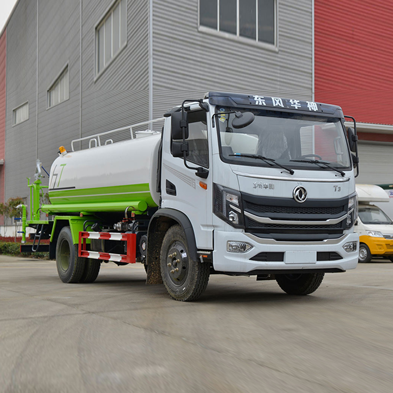 مركبة متعددة الوظائف لكبح الغبار Dongfeng Huashen T3 بقوة 165 حصان ونظام دفع 4×2