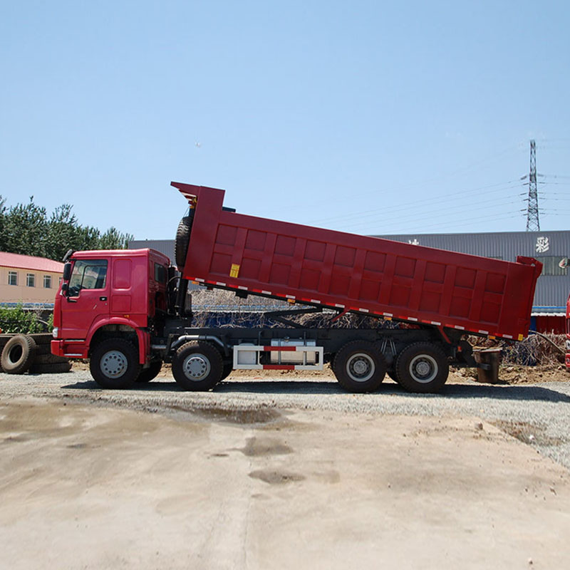 شاحنة قلاب/تفريغ Sinotruk HOWO-7 بقدرة 336hp ودفع 8x4 بطول 6.2m